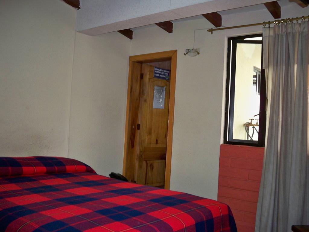 Hotel Las Garzas Alojamiento Ibarra Esterno foto