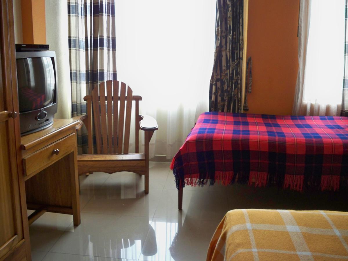 Hotel Las Garzas Alojamiento Ibarra Esterno foto